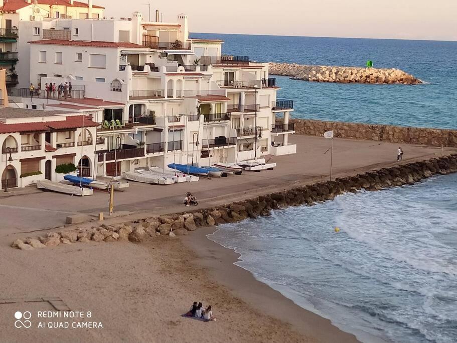 Apart Frente Al Mar Mediterraneo Lägenhet Roda de Bará Exteriör bild